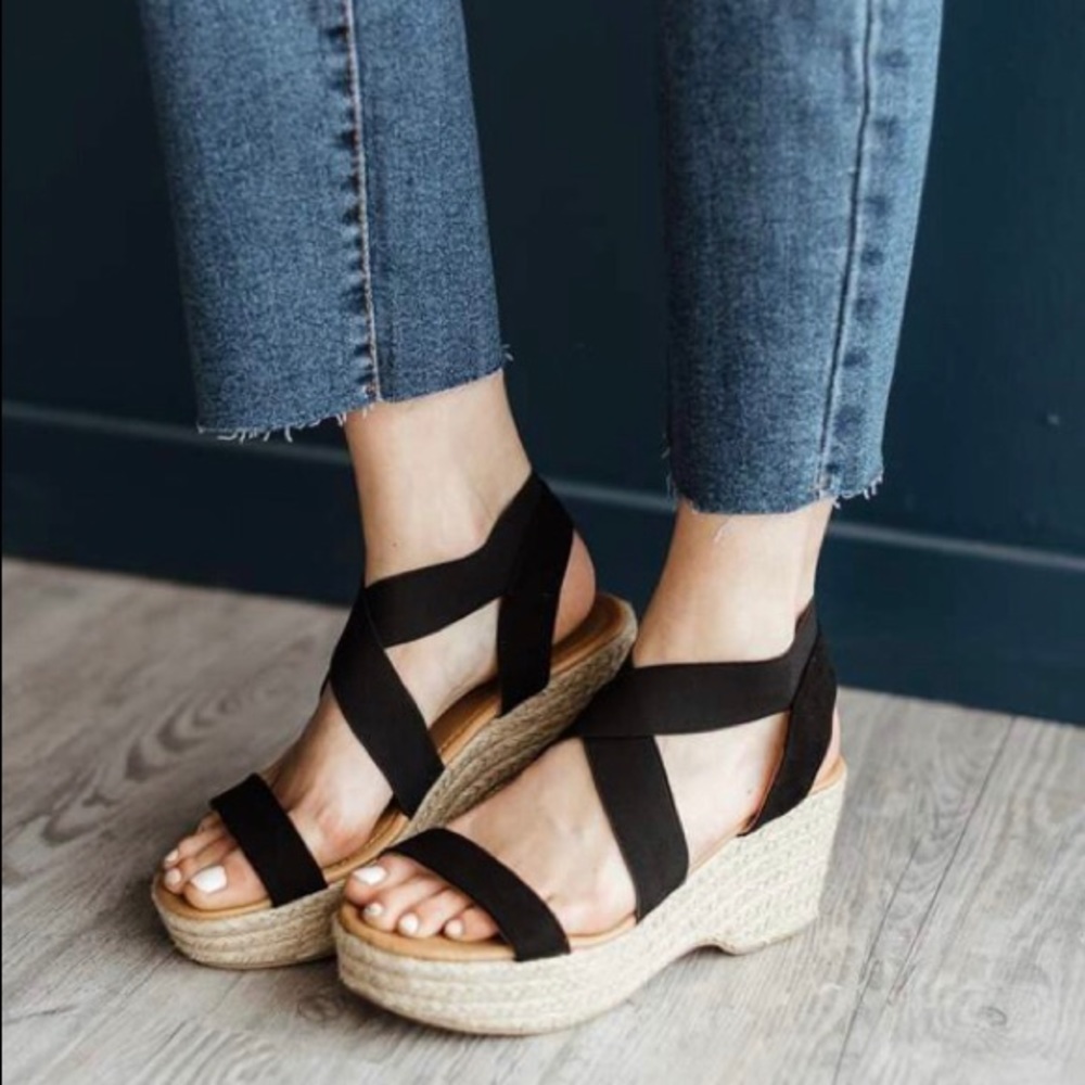 New low wedge espadrilles with elastic 8 left - Picture 2 of 9